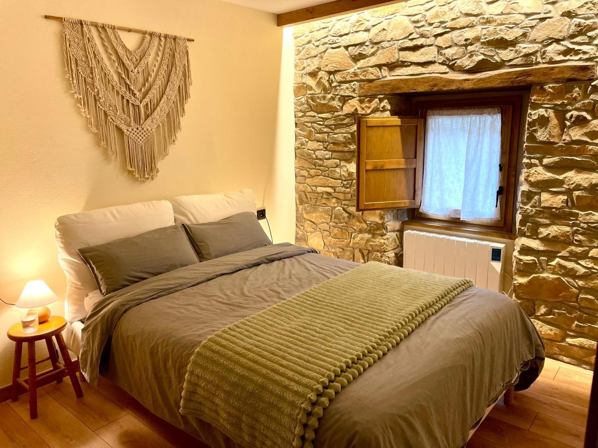Tavertet Un Poble Precios Ngoại thất bức ảnh